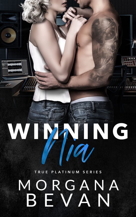 True Platinum Rock Star Romance Series 2 - Winning Nia