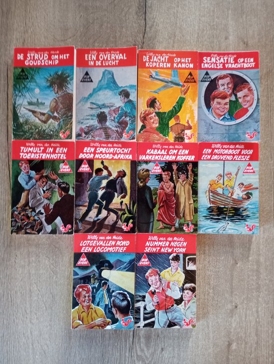 Bob Evers - Willy van der Heide 10 Delen 1 - Deel 3 De Strijd om het Goudschip 2 - Deel 4 Een Overval in de Lucht 3 - Deel 5 De Jacht op het Koperen Kanon 4 - Deel 6 Sensatie op een Engelse Vrachtboot 5 - Deel 7 Tumult in een Toeristen Hotel 6 - Deel