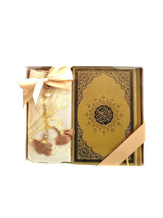 Geschenkset Azra met Koran, Gebedskleed en Tasbih Goud