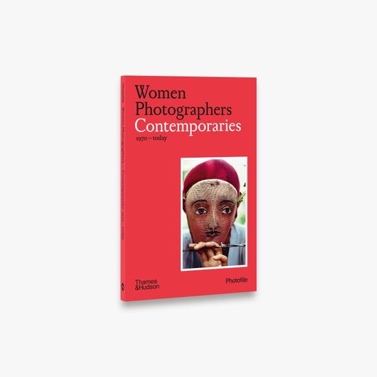 Women Photographers: Contemporaries