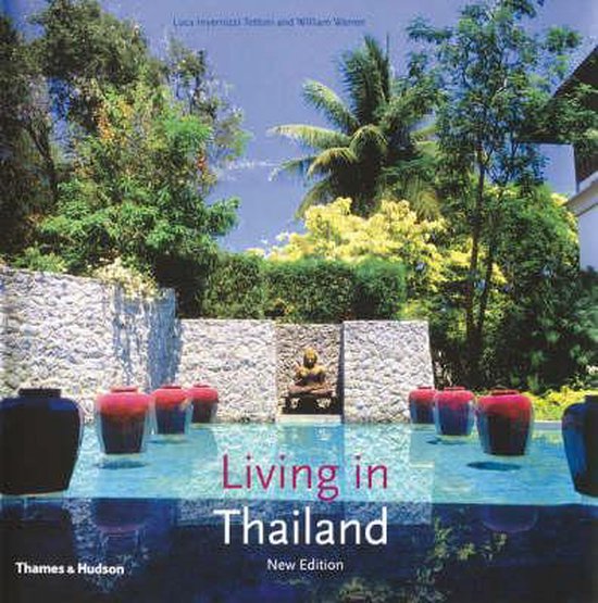 Living in Thailand (New Edition)