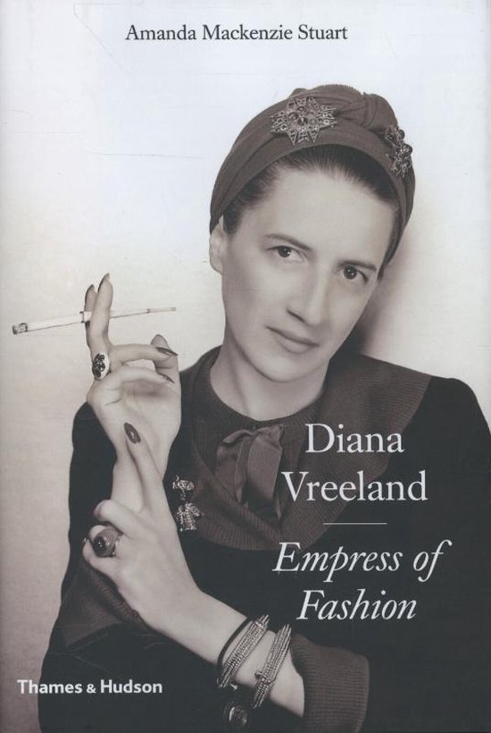 Empress Of Fashion Life Diana Vreeland