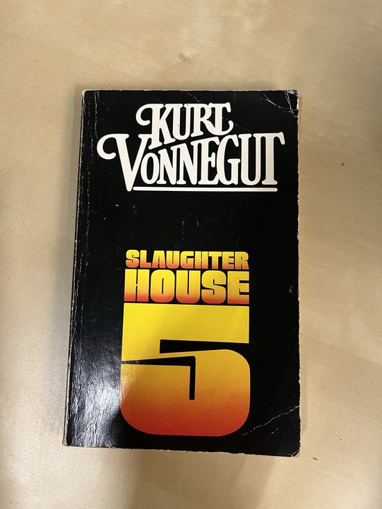 Slaughterhouse-five: Or the children's crusade.