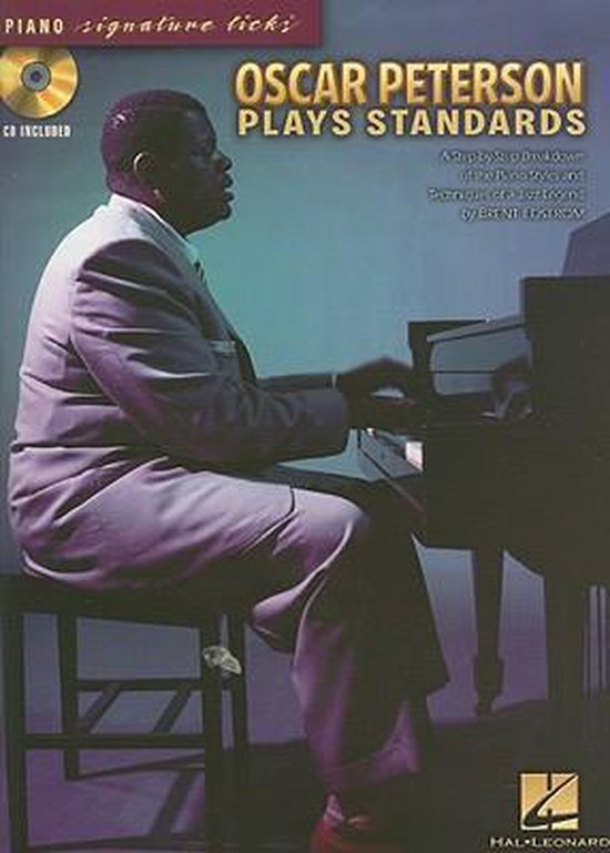 Oscar Peterson Plays Standards