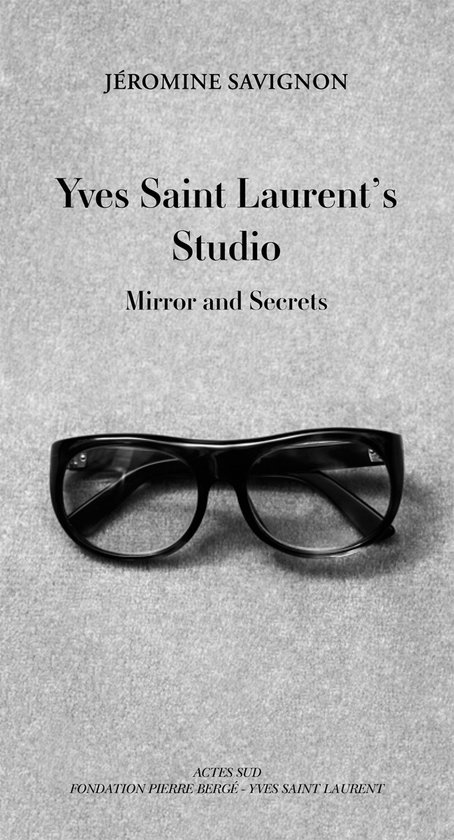 Yves Saint Laurent'S Studio