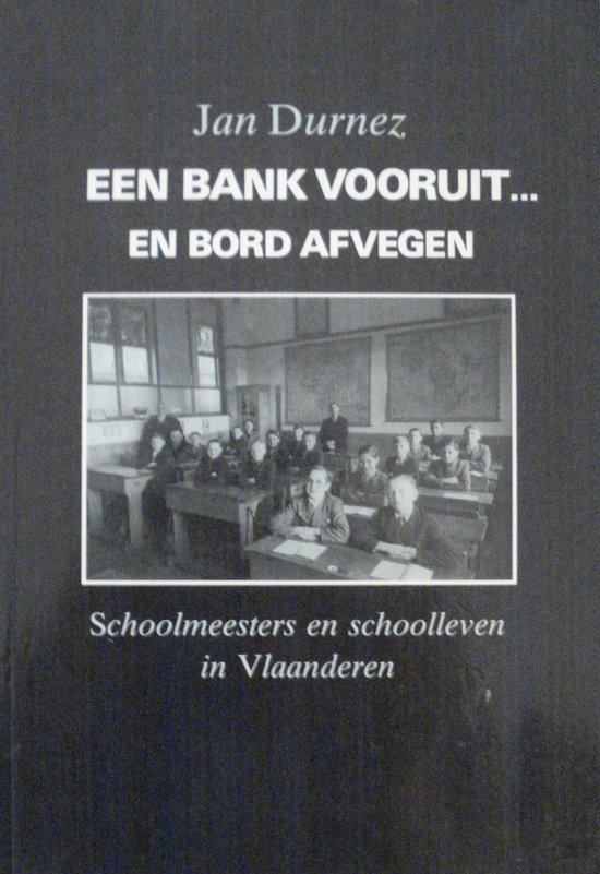 Bank vooruit en bord afvegen