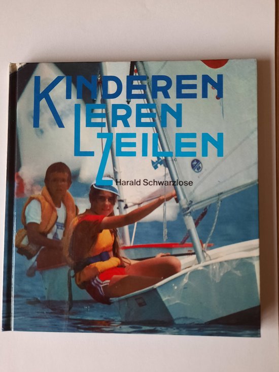 Kinderen leren zeilen