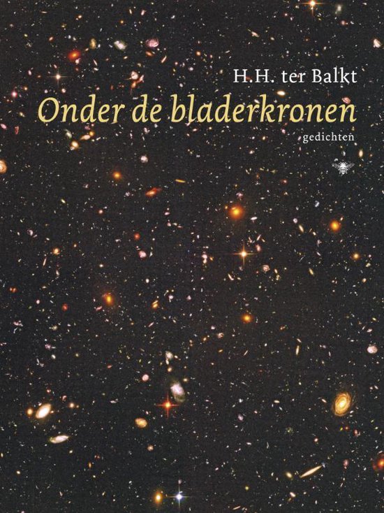 Onder de bladerkronen