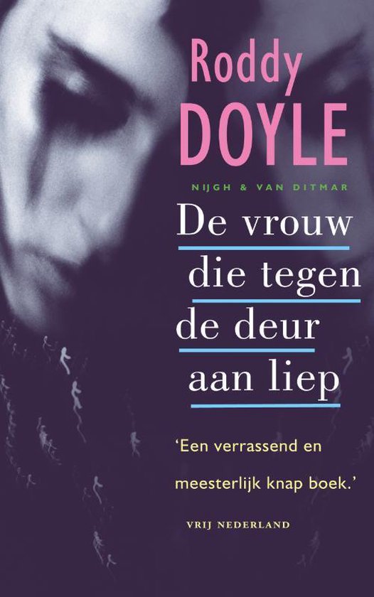 De Vrouw Die Tegen De Deur Aan Liep