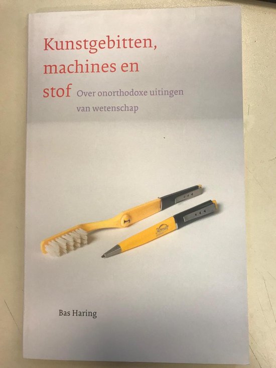 Kunstgebitten, machines en stof