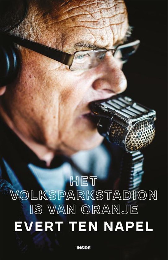 Het Volksparkstadion is van Oranje