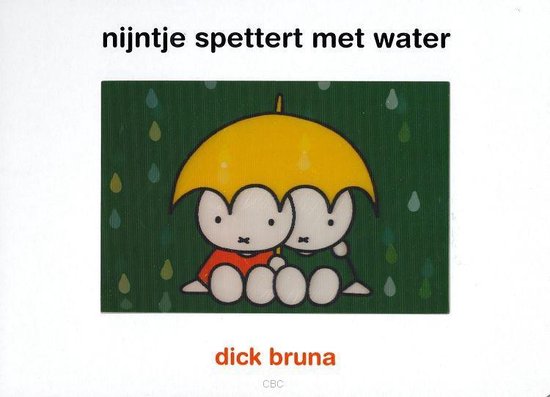 Nijntje spettert met water