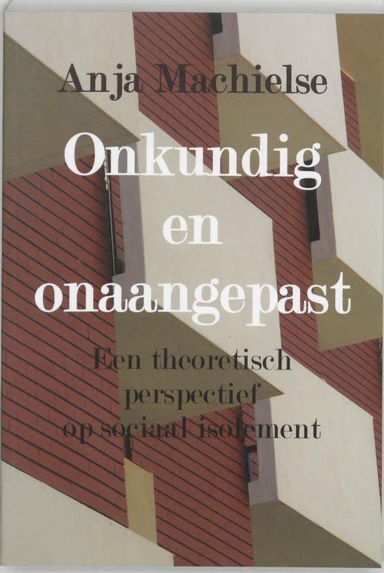 ONKUNDIG EN AANGEPAST