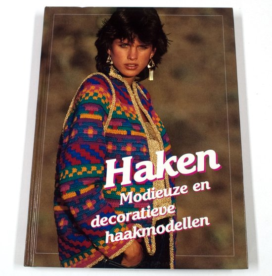 Haken modieuze en decoratieve haakmodellen