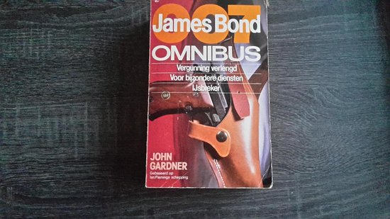 James bond omnibus